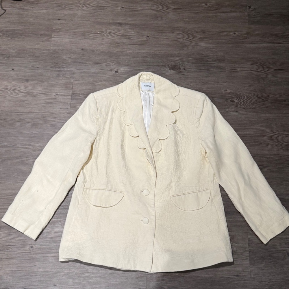 Elegant Linen Scallop Blazer 🤍 Cream Textured Jacket | Size M/L